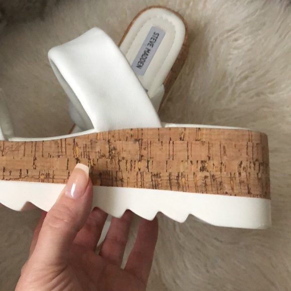 Steve Madden Defuse Leather Wedge Slide Sandals - Picture 3 of 8